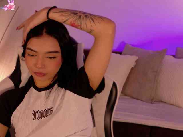 AnabelWolf webcam