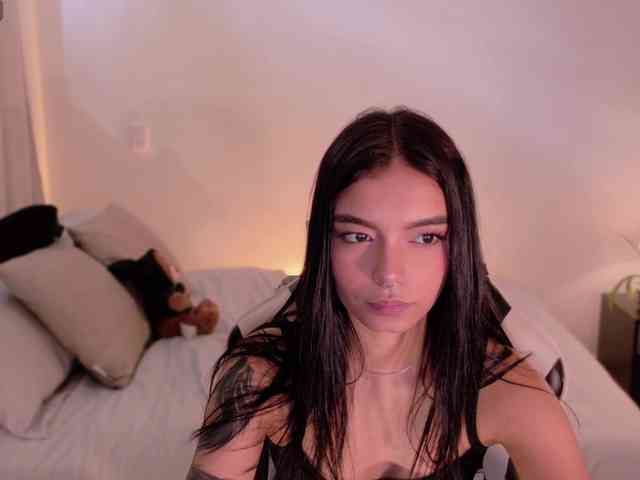 AnabelWolf webcam