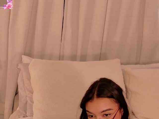 AnabelWolf webcam