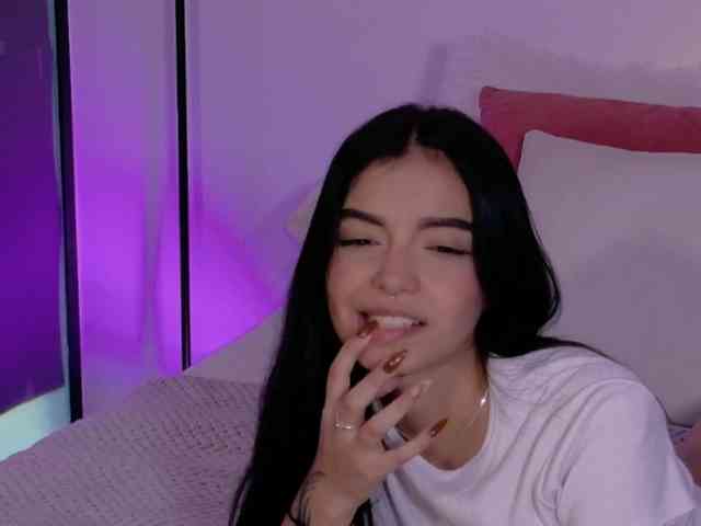 AnabelWolf webcam