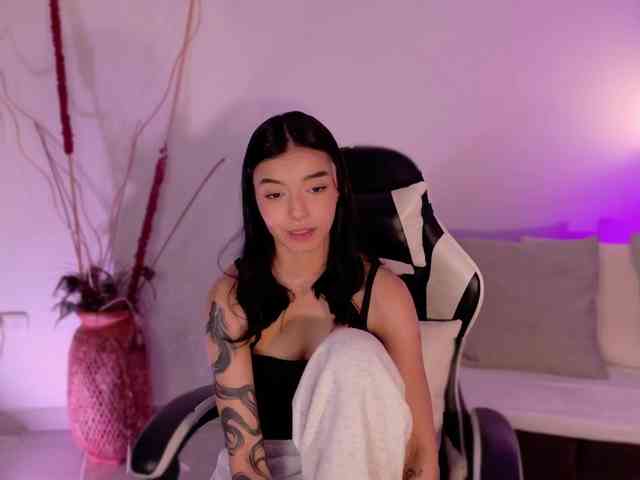 AnabelWolf webcam