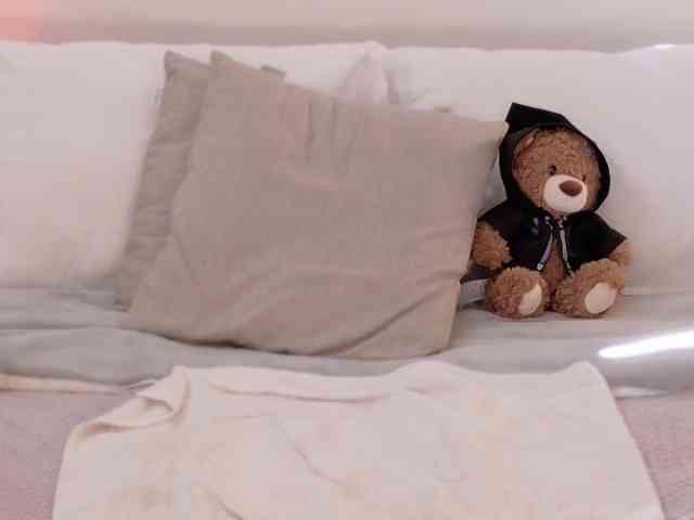 AnabelWolf webcam