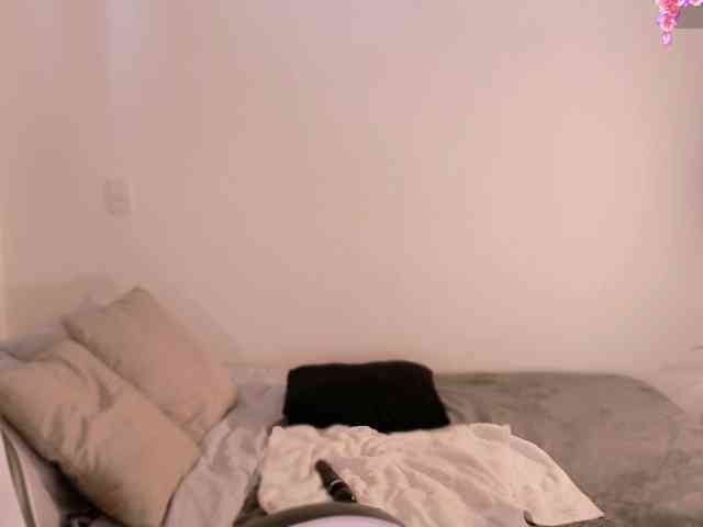 AnabelWolf webcam