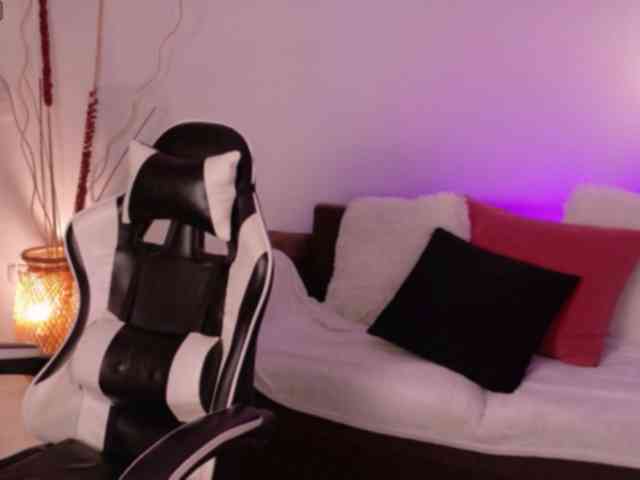 AnabelWolf webcam