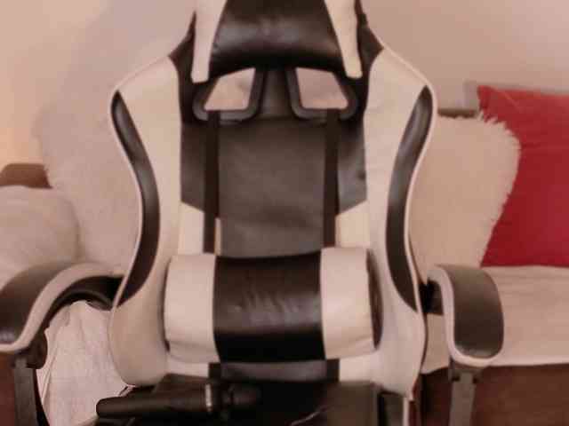 AnabelWolf webcam
