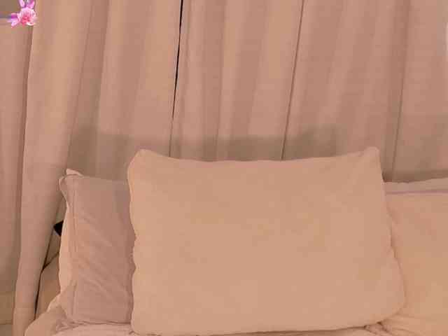 AnabelWolf webcam