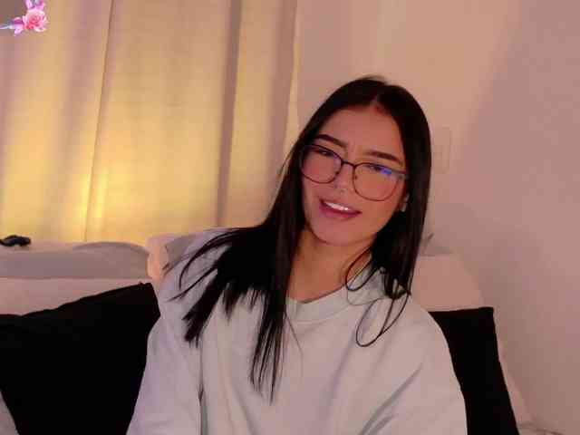 AnabelWolf webcam