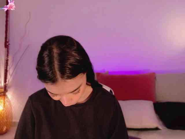 AnabelWolf webcam
