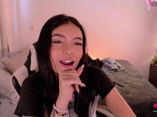 AnabelWolf webcam