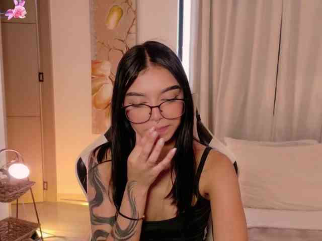 AnabelWolf webcam