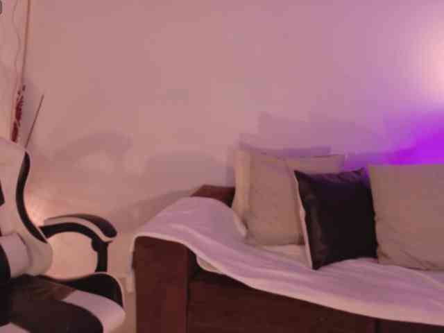 AnabelWolf webcam