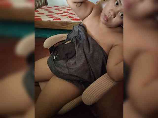 SweetKhat4u webcam