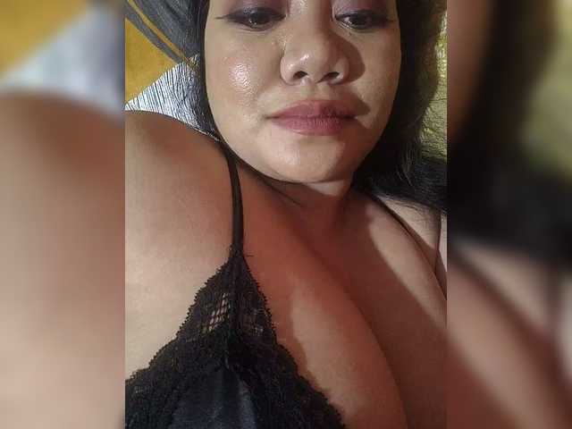 ladyvita21 live cam on BongaCams