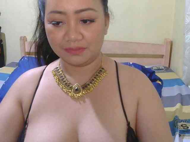 Model: ladyvita21