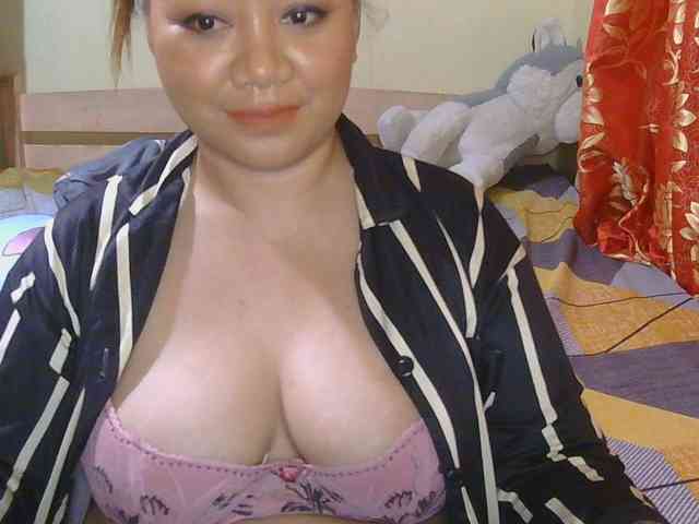 ladyvita21 webcam