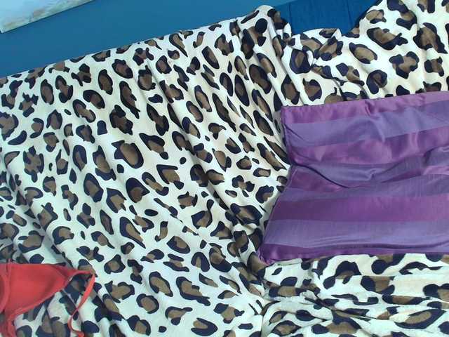AnneBlueeyes live cam on BongaCams