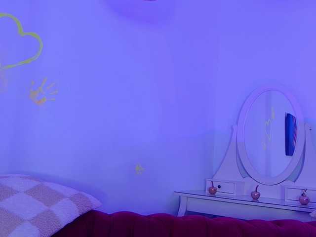 AnneBlueeyes live cam on BongaCams