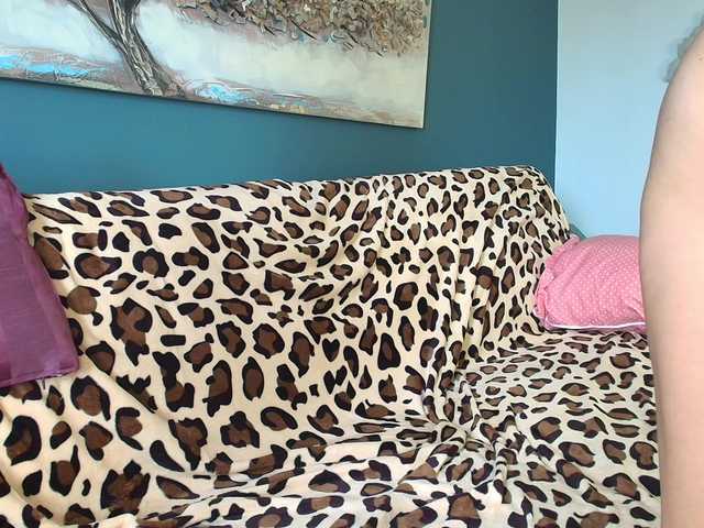 AnneBlueeyes live cam on BongaCams