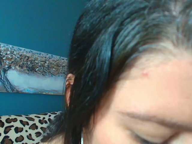 AnneBlueeyes live cam on BongaCams