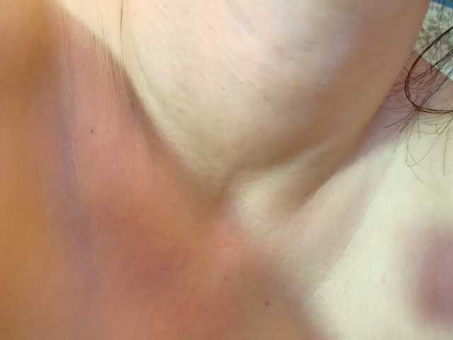 AnneBlueeyes live cam on BongaCams