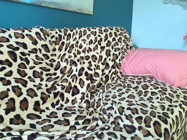 AnneBlueeyes live cam on BongaCams