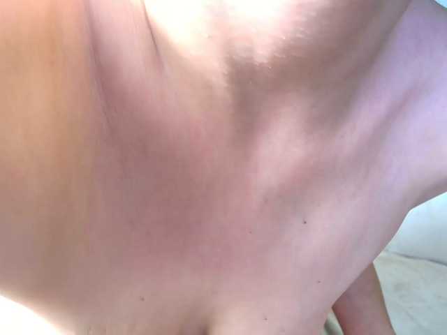 AnneBlueeyes live cam preview