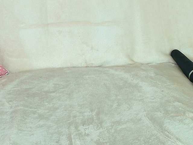 AnneBlueeyes live cam on BongaCams