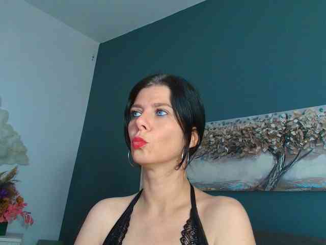 AnneBlueeyes webcam