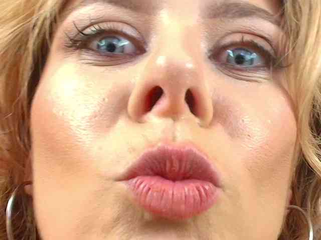 AnneBlueeyes