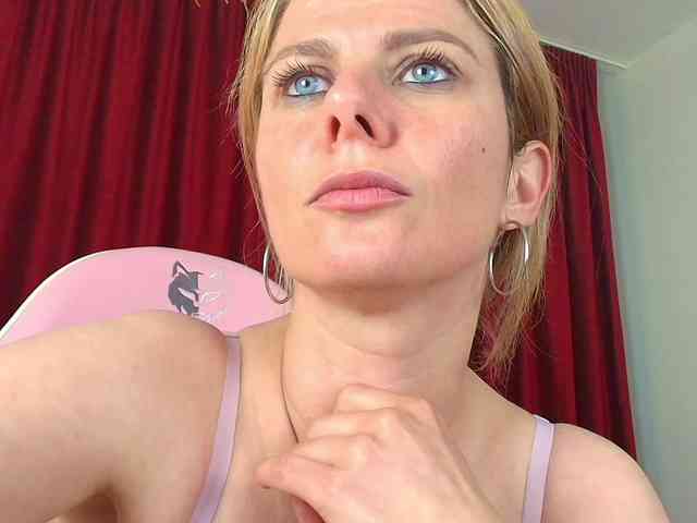 AnneBlueeyes