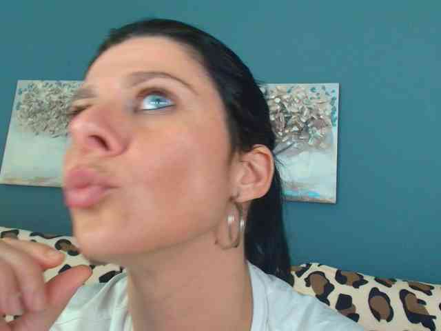 AnneBlueeyes webcam