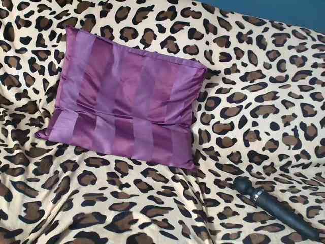AnneBlueeyes webcam
