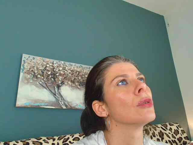 AnneBlueeyes webcam