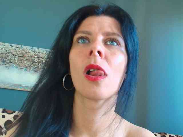 AnneBlueeyes webcam