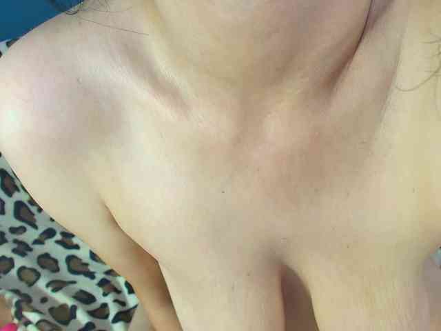 AnneBlueeyes webcam