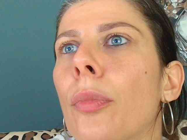 AnneBlueeyes webcam