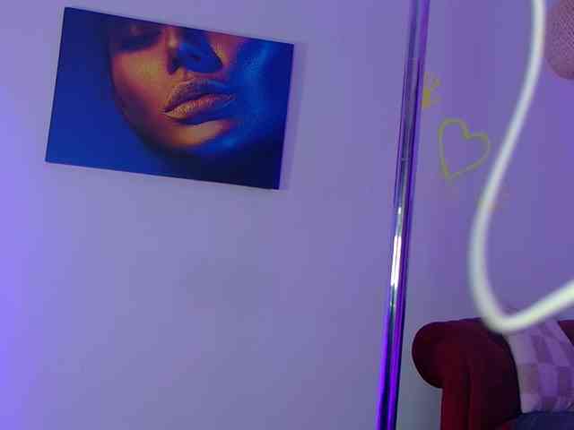 AnneBlueeyes webcam
