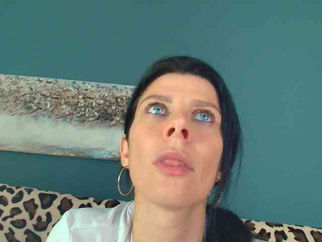 AnneBlueeyes webcam