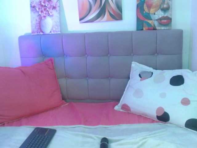 Hellen-star's BongaCams show and profile