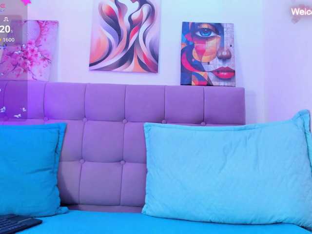 Hellen-star live cam on BongaCams