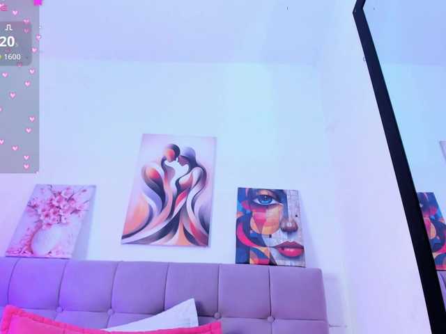 Hellen-star live cam on BongaCams