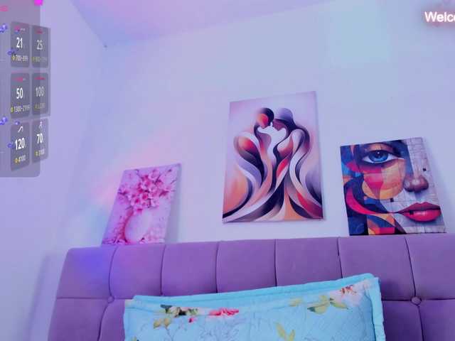Hellen-star live cam on BongaCams