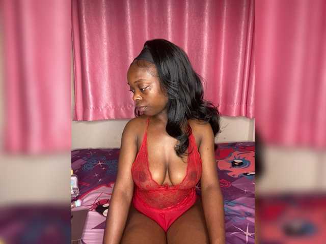 Delanxy live cam on BongaCams