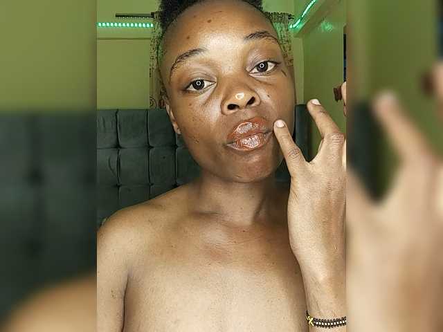 Profile and Statistics for Delanxy on BongaCams