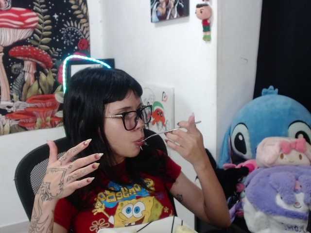 hachi-kitty live cam on BongaCams
