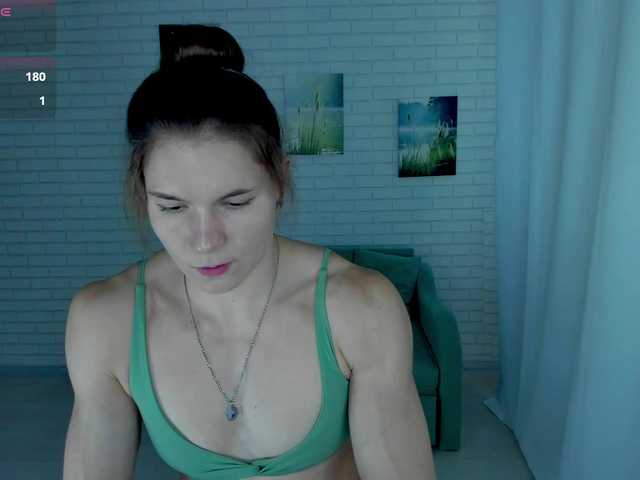 Lisa-Ray live webcam show