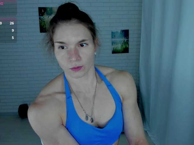 Lisa-Ray live cam preview