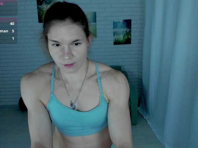 Lisa-Ray live cam preview
