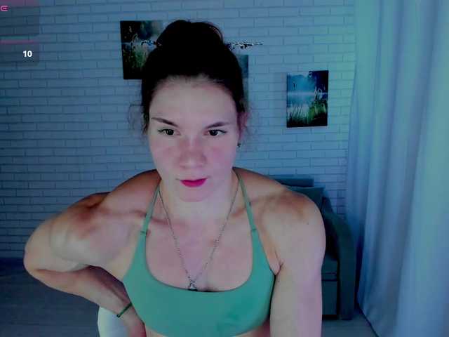 Lisa-Ray live webcam show