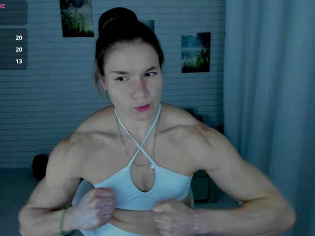 Lisa-Ray live cam preview